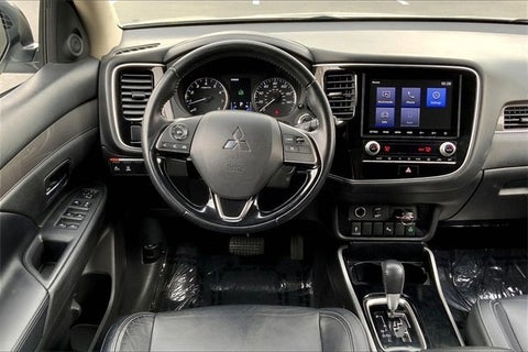 2020 Mitsubishi Outlander SEL in Chicago, IL - Zeigler Chrysler Dodge Jeep Ram Schaumburg