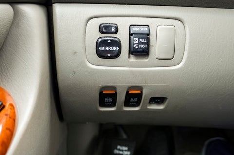 2010 Toyota Sienna XLE Rear-Seat DVD Entertainment System in Chicago, IL - Zeigler Chrysler Dodge Jeep Ram Schaumburg