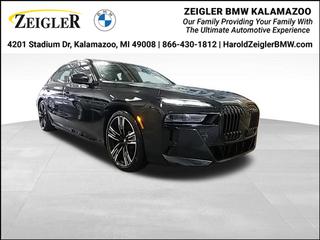 2024 BMW i7 xDrive60 in Chicago, IL - Zeigler Chrysler Dodge Jeep Ram Schaumburg